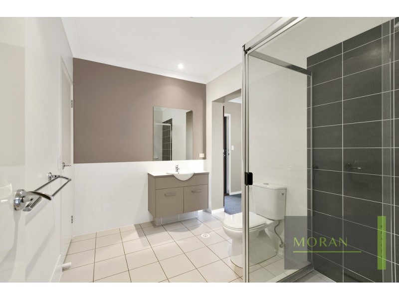 9 Viewridge Way, Molendinar QLD 4214