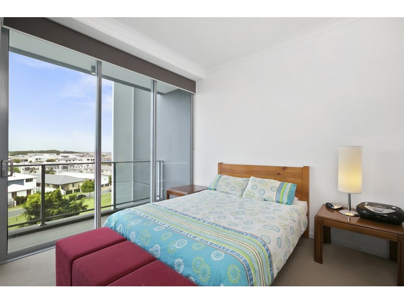 406/15 Compass Drive, Biggera Waters QLD 4216