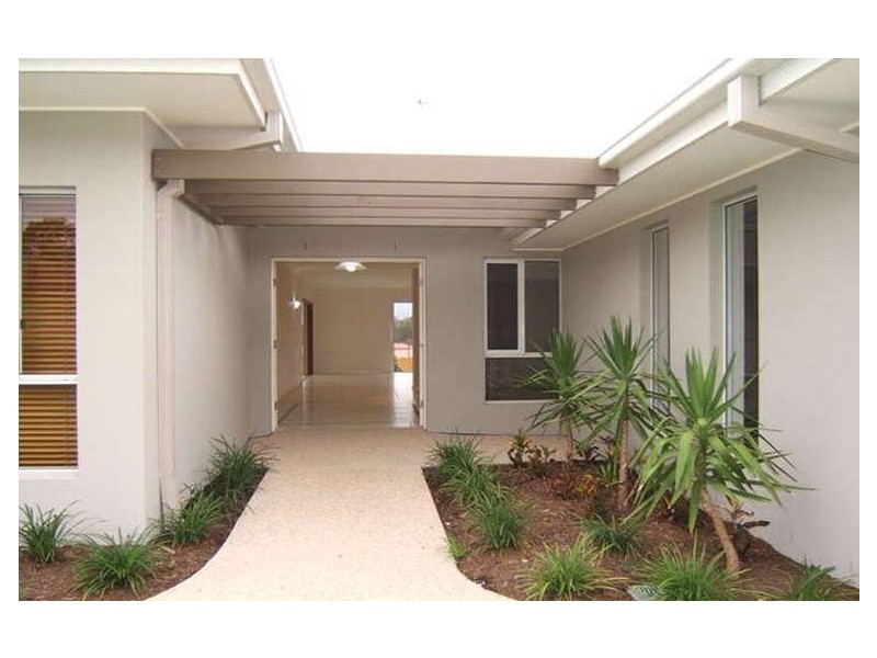 26 Bluetail Crescent, Upper Coomera QLD 4209