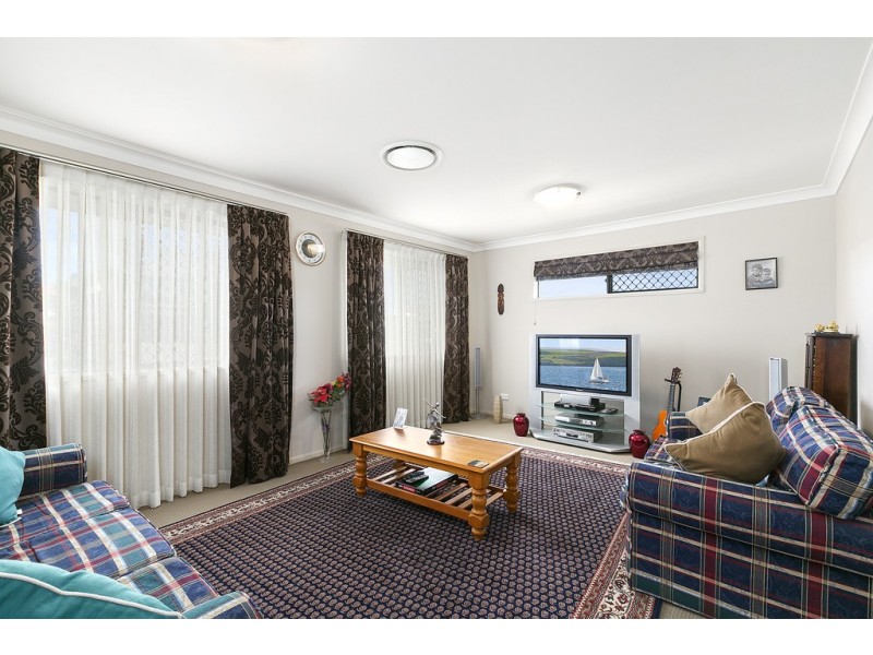 22 Stringybark Drive, Molendinar QLD 4214