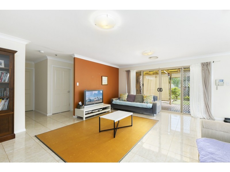 14 Wattlebrush Grove, Molendinar QLD 4214