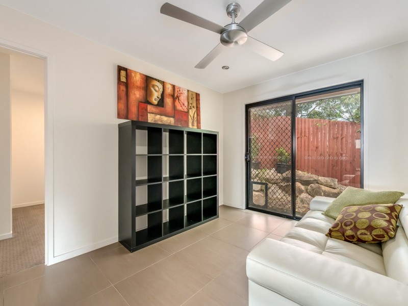 7 Riverwood Drive, Ashmore QLD 4214