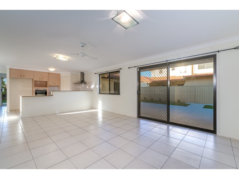 7 Oakridge Place, Molendinar QLD 4214