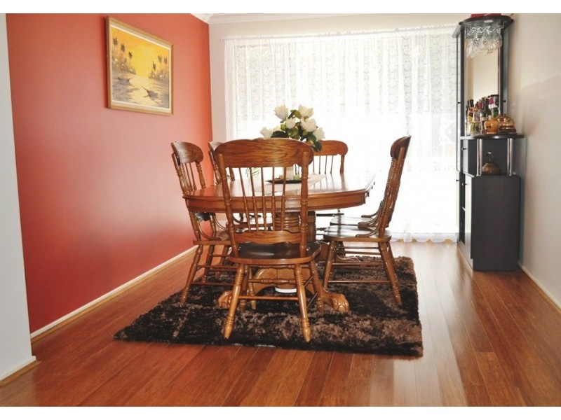 22 Dellwood Cct, Molendinar QLD 4214