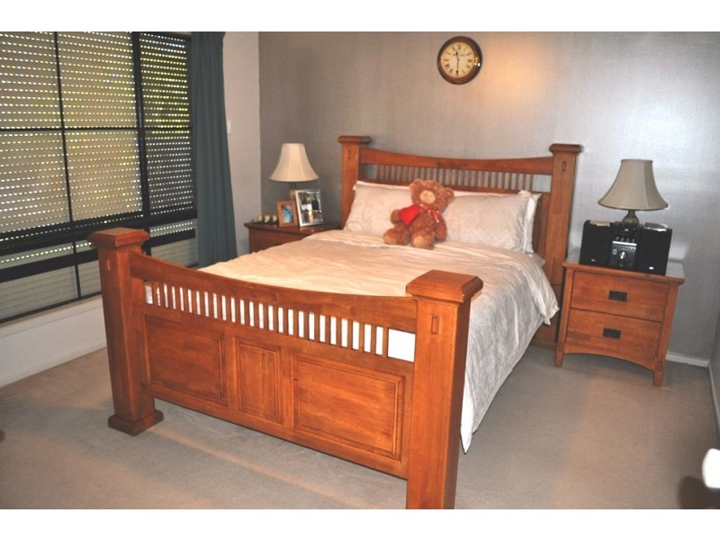 22 Dellwood Cct, Molendinar QLD 4214