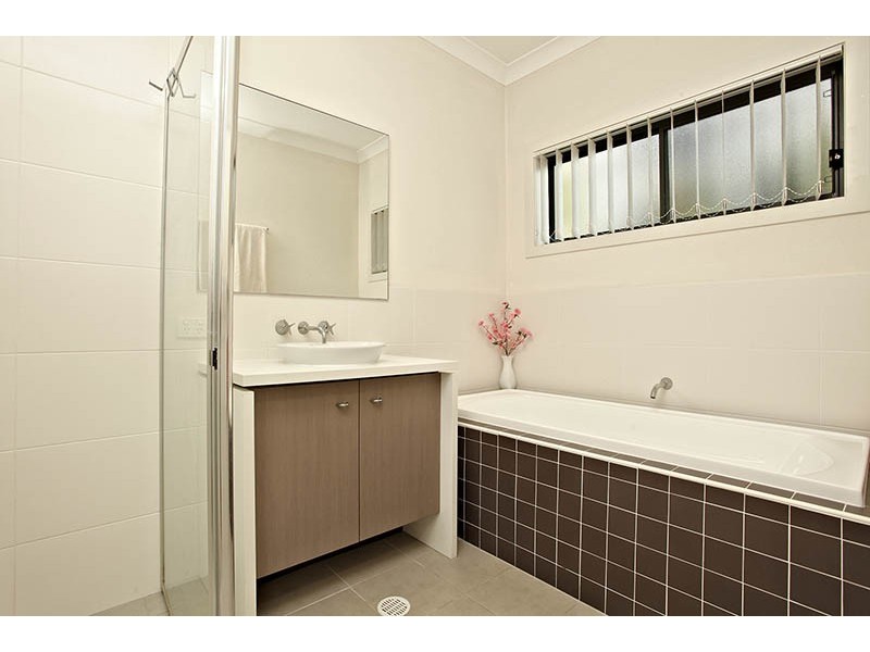6 Corymbia Way, Molendinar QLD 4214