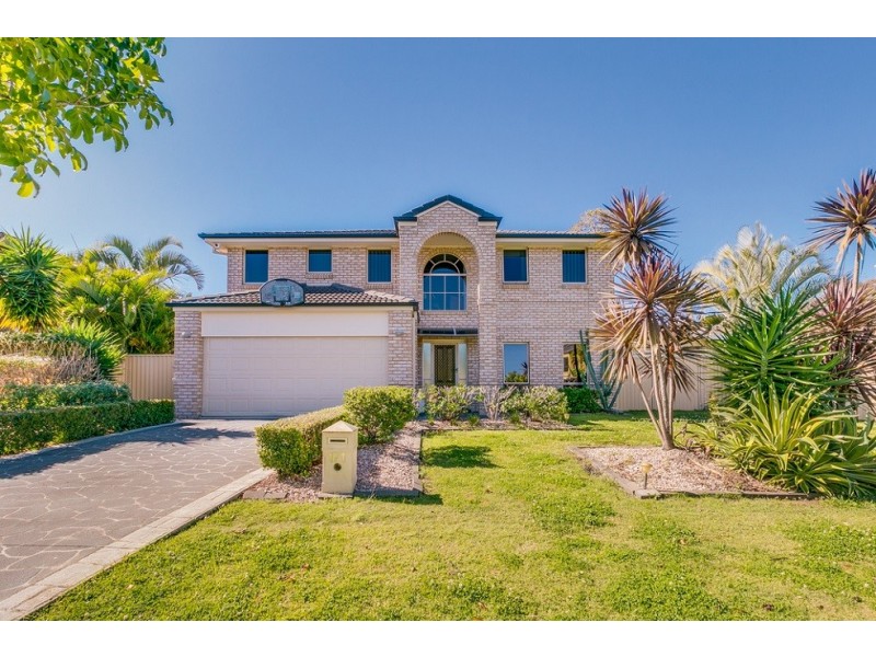 171 Crestwood Drive, Molendinar QLD 4214