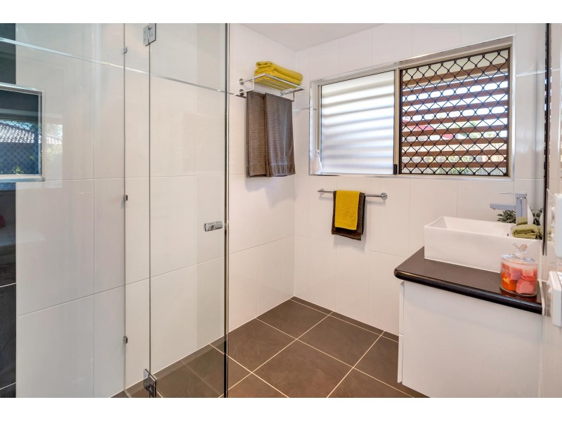 2/49 Galloway Drive, Ashmore QLD 4214