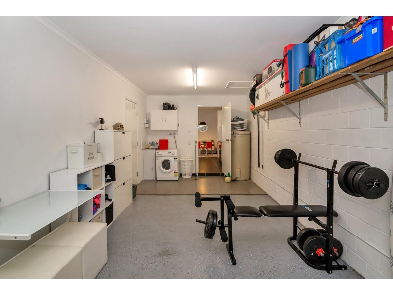 2/49 Galloway Drive, Ashmore QLD 4214