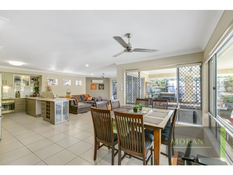 16 Corymbia Way, Molendinar QLD 4214