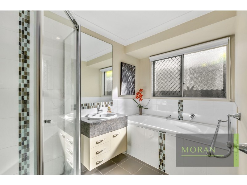 16 Corymbia Way, Molendinar QLD 4214