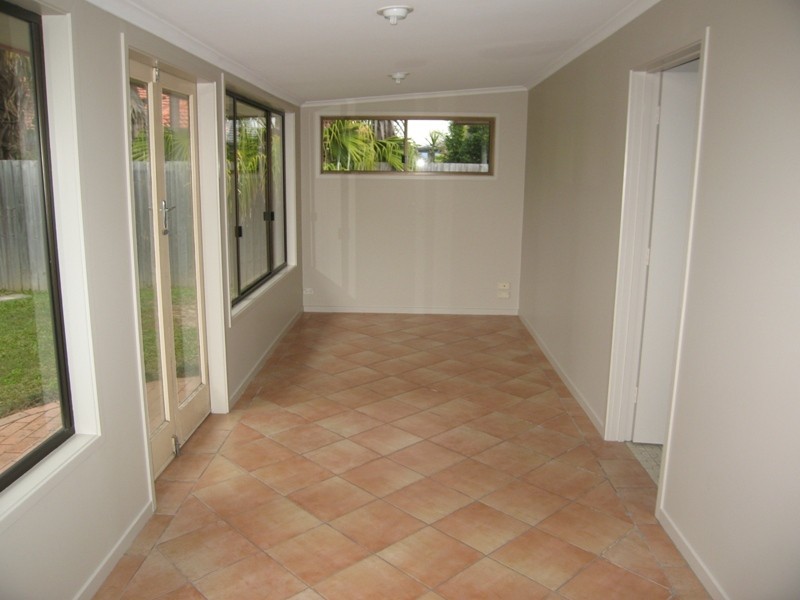 50 Currumburra Road, Ashmore QLD 4214