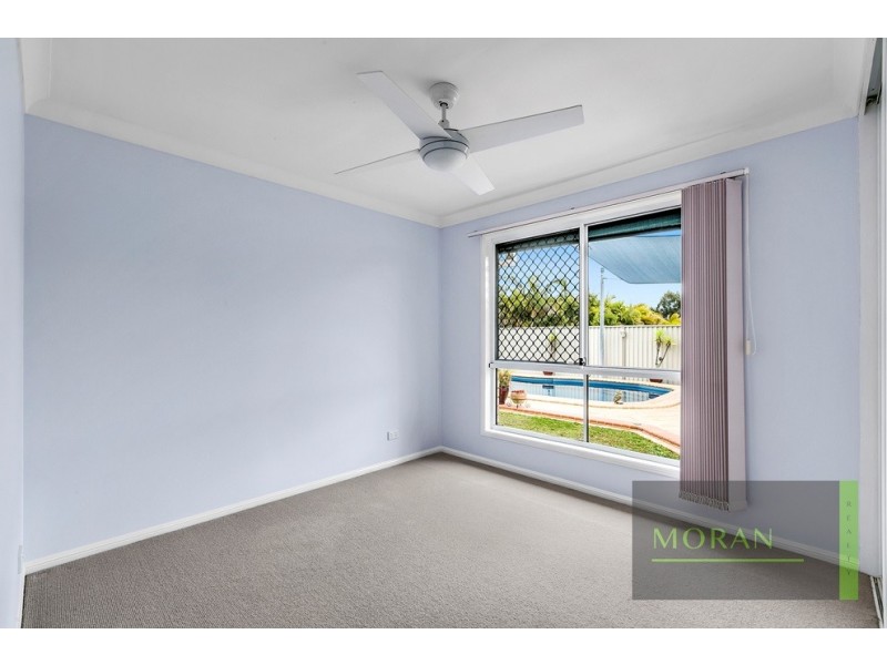 22 Lillywood Circuit, Molendinar QLD 4214