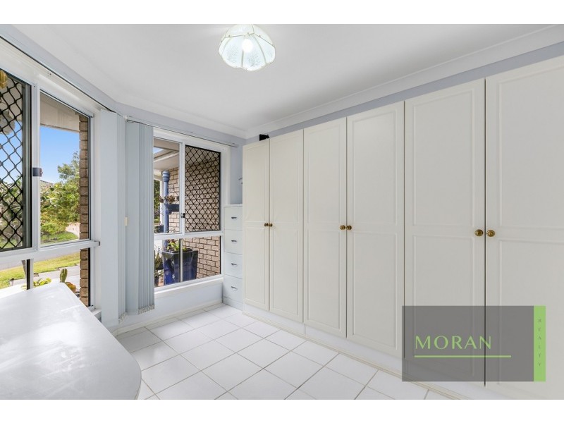 22 Lillywood Circuit, Molendinar QLD 4214