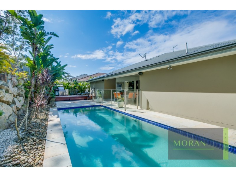 13 Banbrook Court, Molendinar QLD 4214