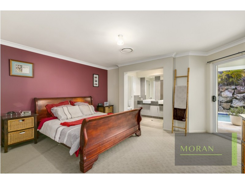 13 Banbrook Court, Molendinar QLD 4214