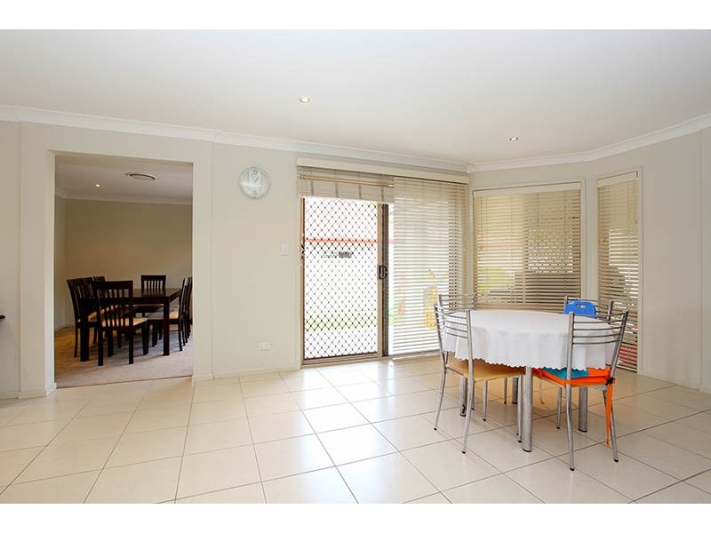 10 Stringybark Drive, Molendinar QLD 4214