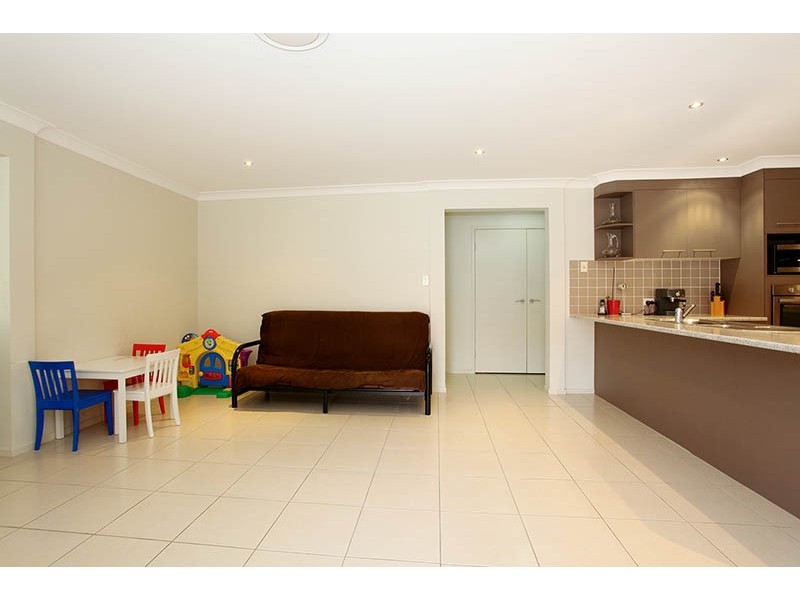 10 Stringybark Drive, Molendinar QLD 4214