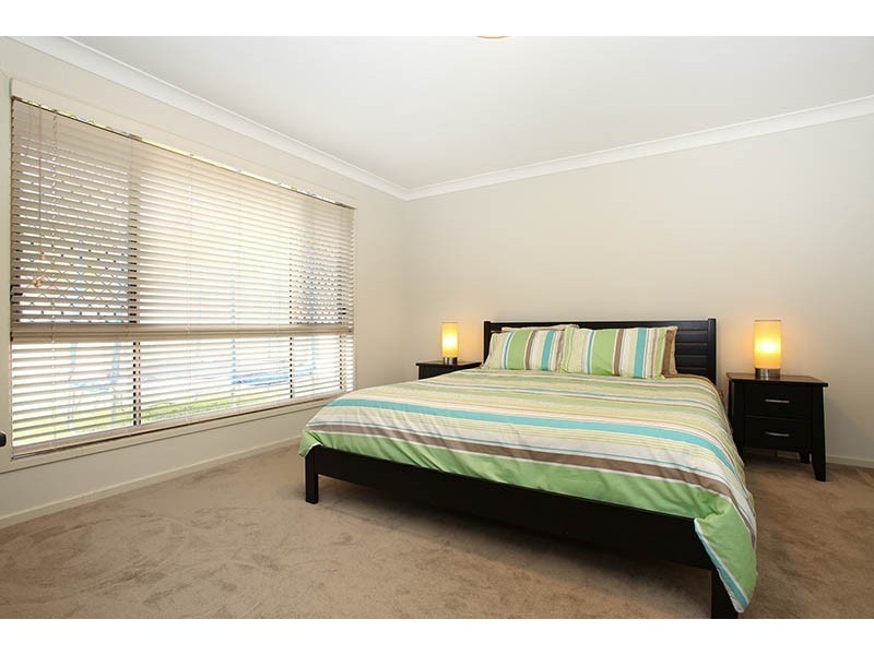 10 Stringybark Drive, Molendinar QLD 4214