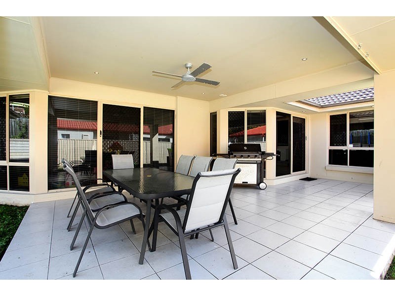 10 Stringybark Drive, Molendinar QLD 4214