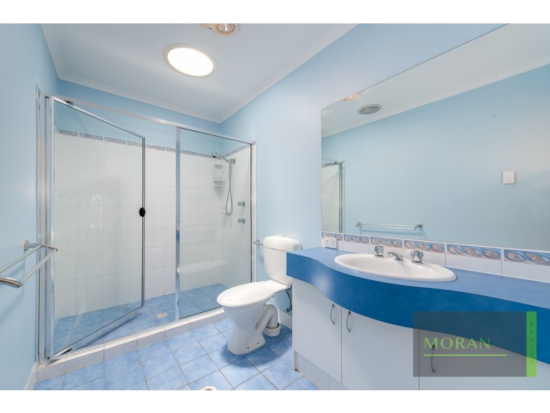 42 Dellwood Circuit, Molendinar QLD 4214