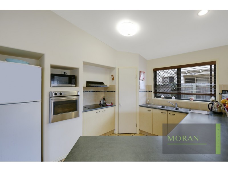 45 Crestwood Drive, Molendinar QLD 4214