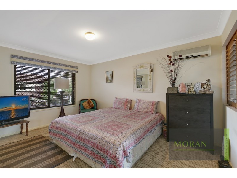 45 Crestwood Drive, Molendinar QLD 4214