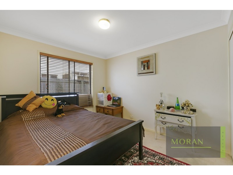 45 Crestwood Drive, Molendinar QLD 4214