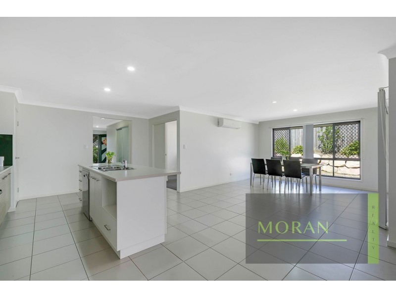 23 Gidgee Court, Molendinar QLD 4214