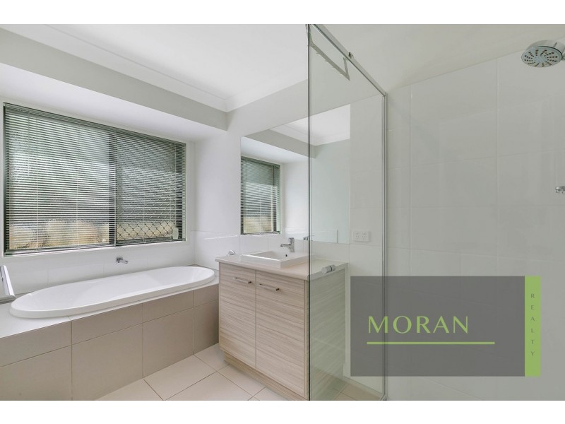 23 Gidgee Court, Molendinar QLD 4214