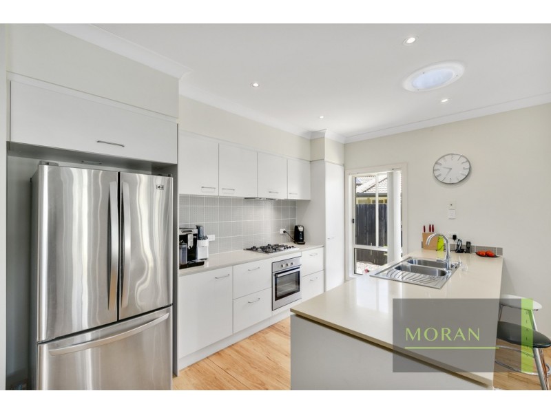 38 Stringybark Drive, Molendinar QLD 4214