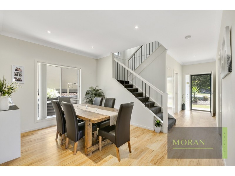 38 Stringybark Drive, Molendinar QLD 4214