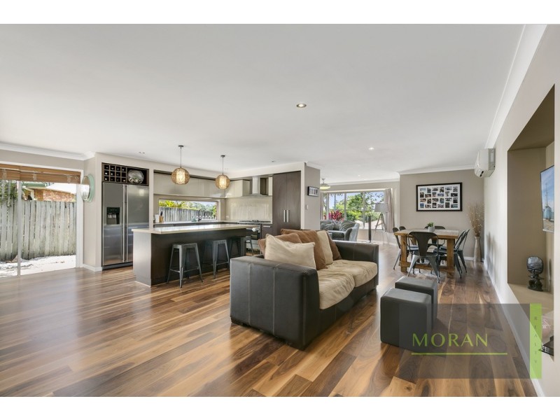 40 Zoeller Drive, Parkwood QLD 4214