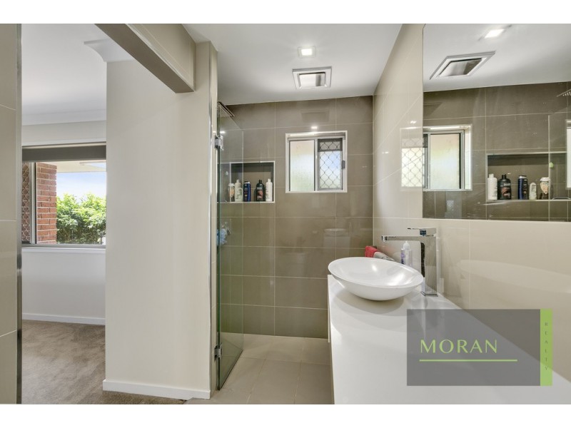 40 Zoeller Drive, Parkwood QLD 4214