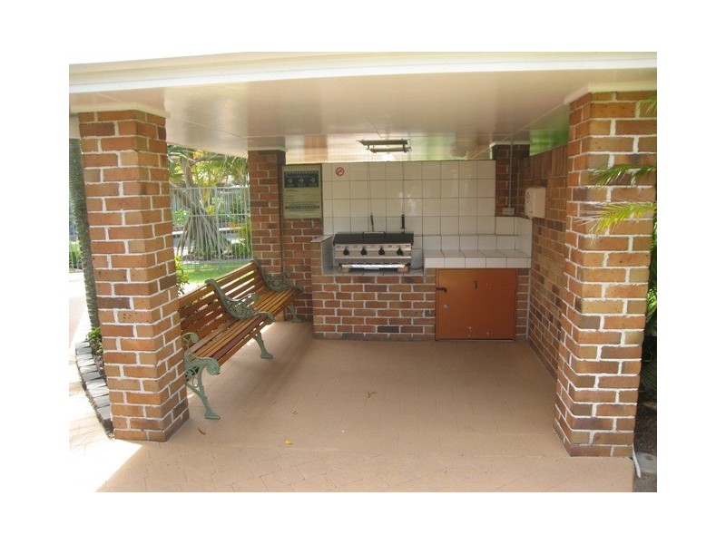 3/97-111 Edmund Rice drive, Southport QLD 4215