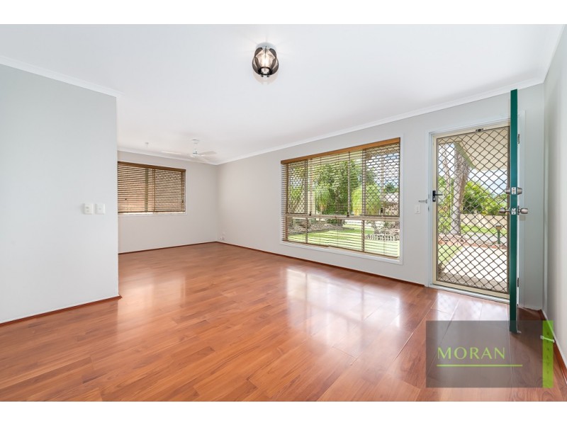 1/11 Orkney  Place, Labrador QLD 4215