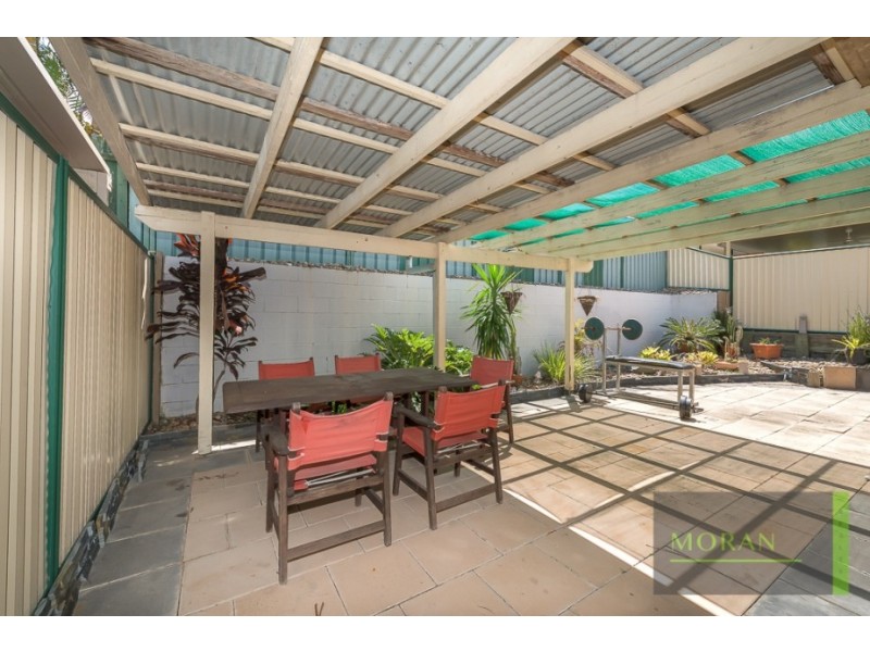 1/11 Orkney  Place, Labrador QLD 4215