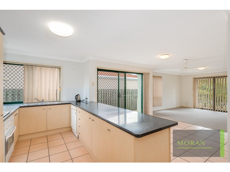 22 Harrow Place, Arundel QLD 4214