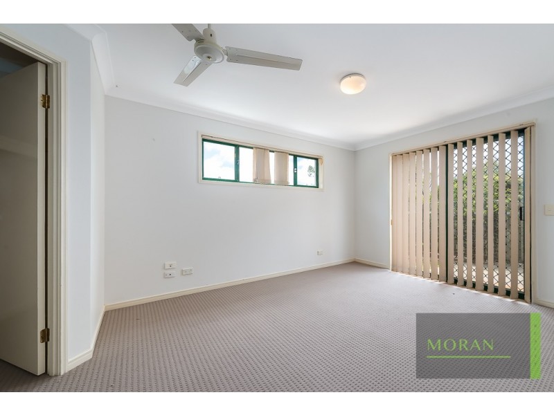 22 Harrow Place, Arundel QLD 4214