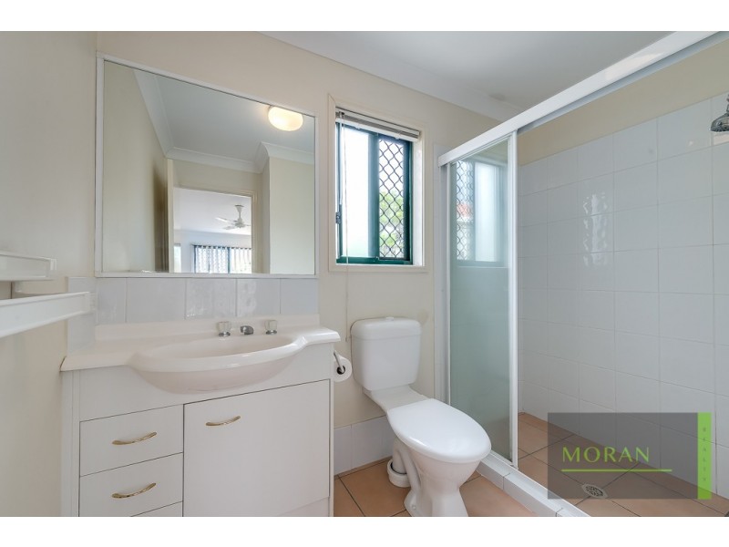 22 Harrow Place, Arundel QLD 4214