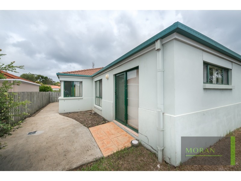 22 Harrow Place, Arundel QLD 4214