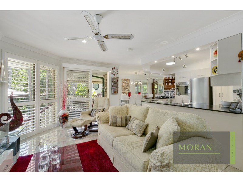 52 Zoeller Drive, Parkwood QLD 4214