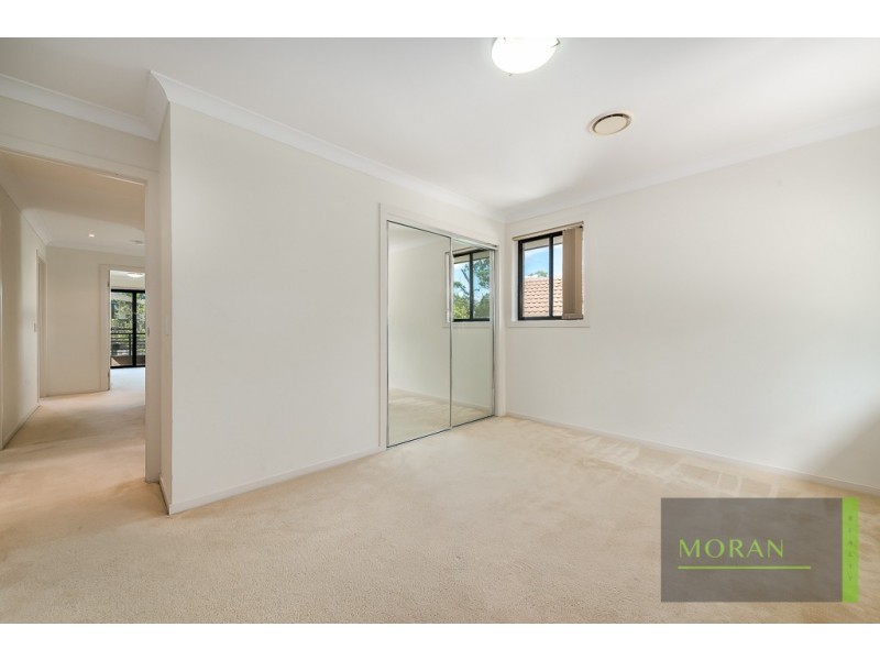 30 Lockwood Place, Molendinar QLD 4214