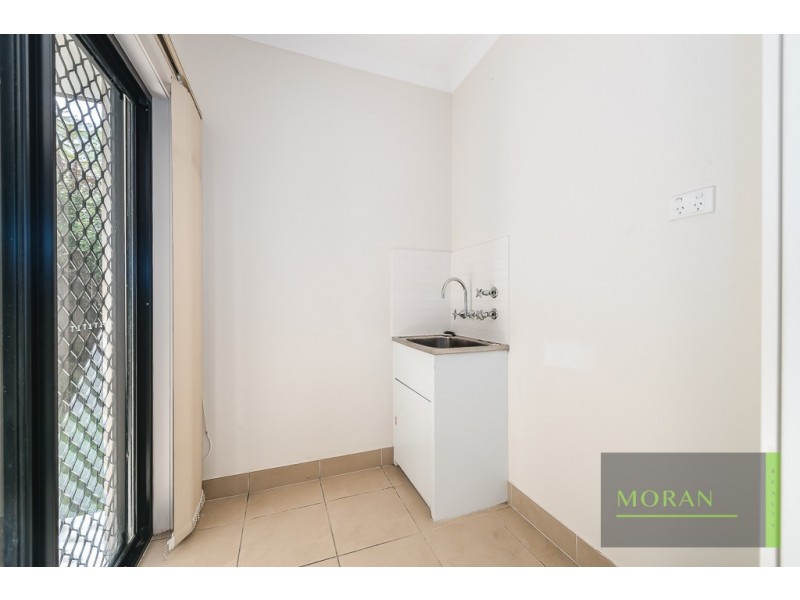 30 Lockwood Place, Molendinar QLD 4214