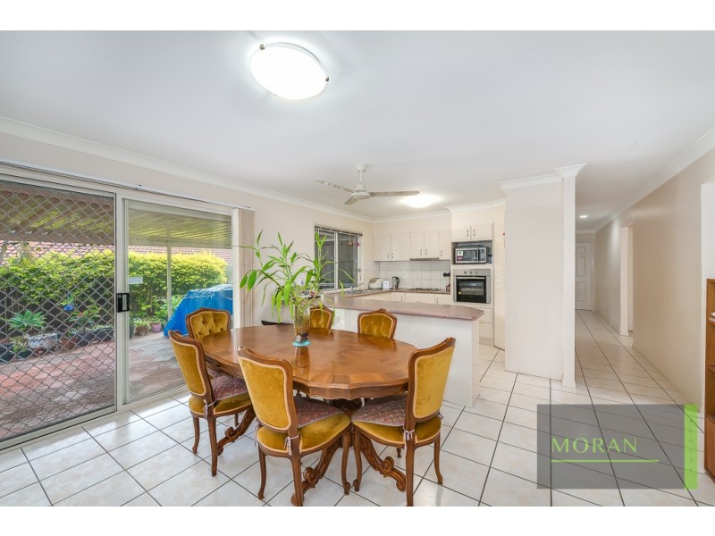 23 Gumleaf Dr, Molendinar QLD 4214