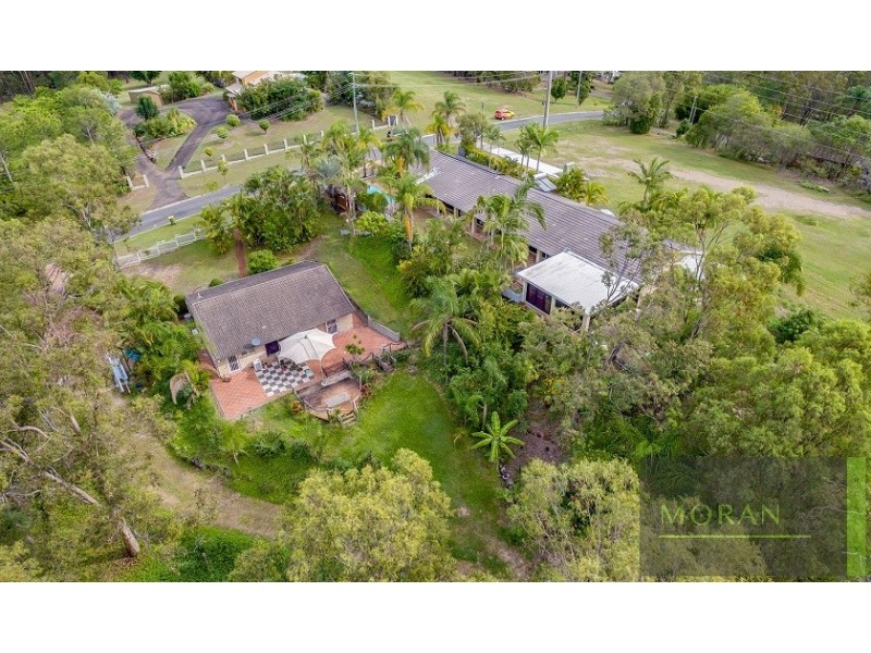 11 Kingsway Drive, Molendinar QLD 4214
