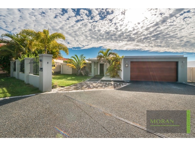 3 Redwood Place, Molendinar QLD 4214