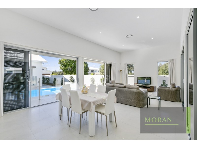 Benowa QLD 4217
