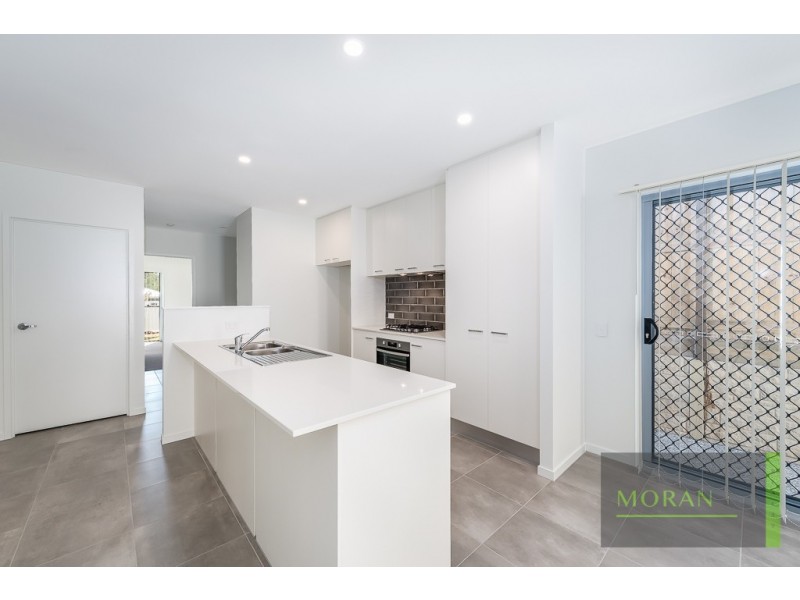 72 Sanctuary Parkway, Waterford QLD 4133