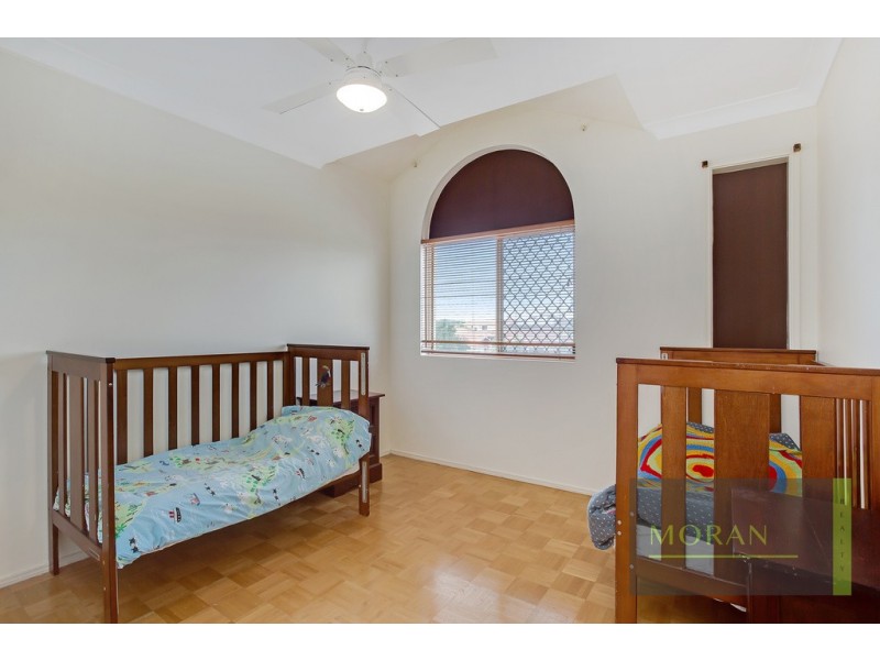 87 Crestwood Drive, Molendinar QLD 4214